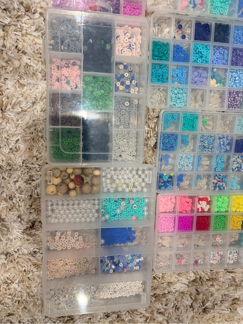 Clear Plastic Compartment Storage Box - Multi-Color Bead Organizer - Picture 3 of 4